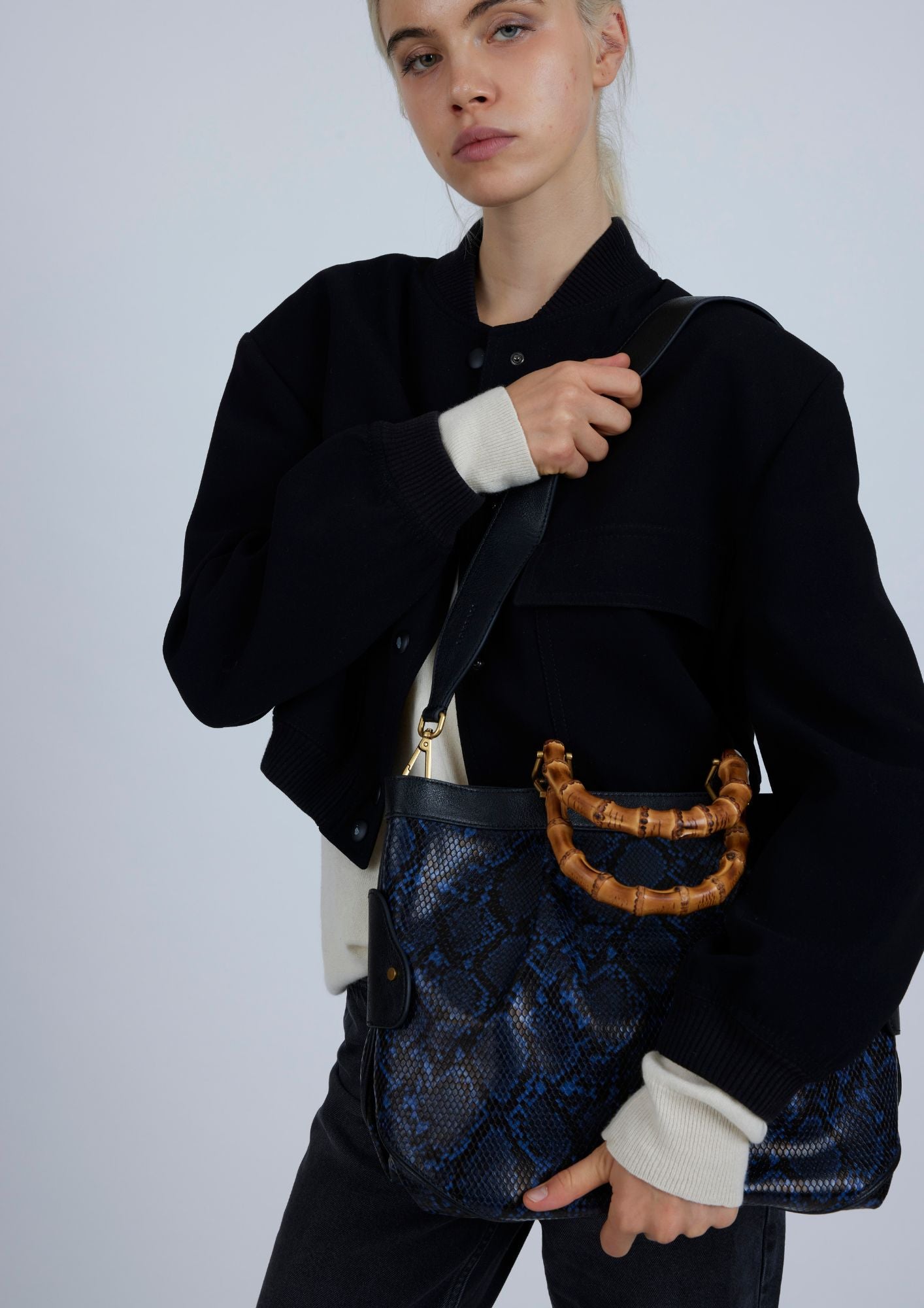Bolso Medium Tote Snake Navy