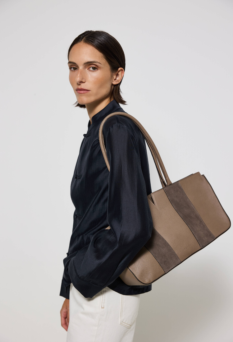 Carolina Shoulder Taupe
