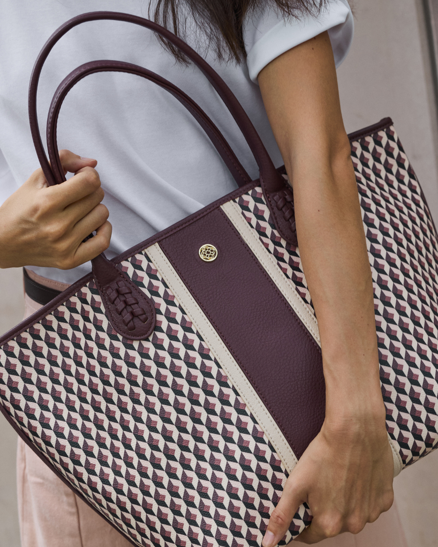 Handbag Born Arrow Cherry