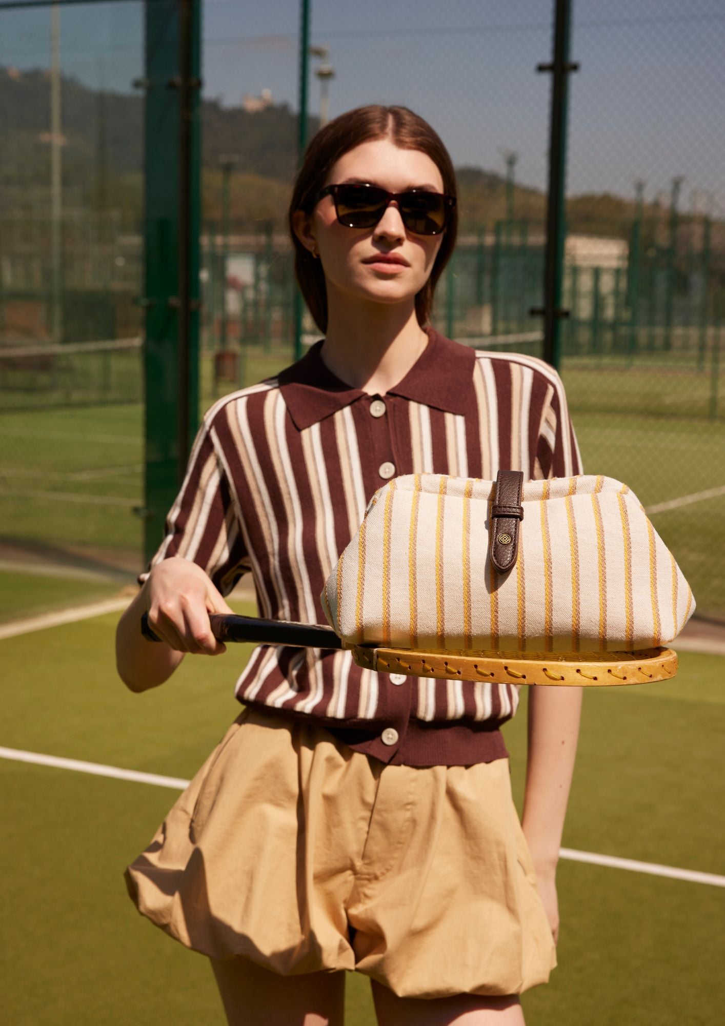 Bolso Benat Clutch Beige