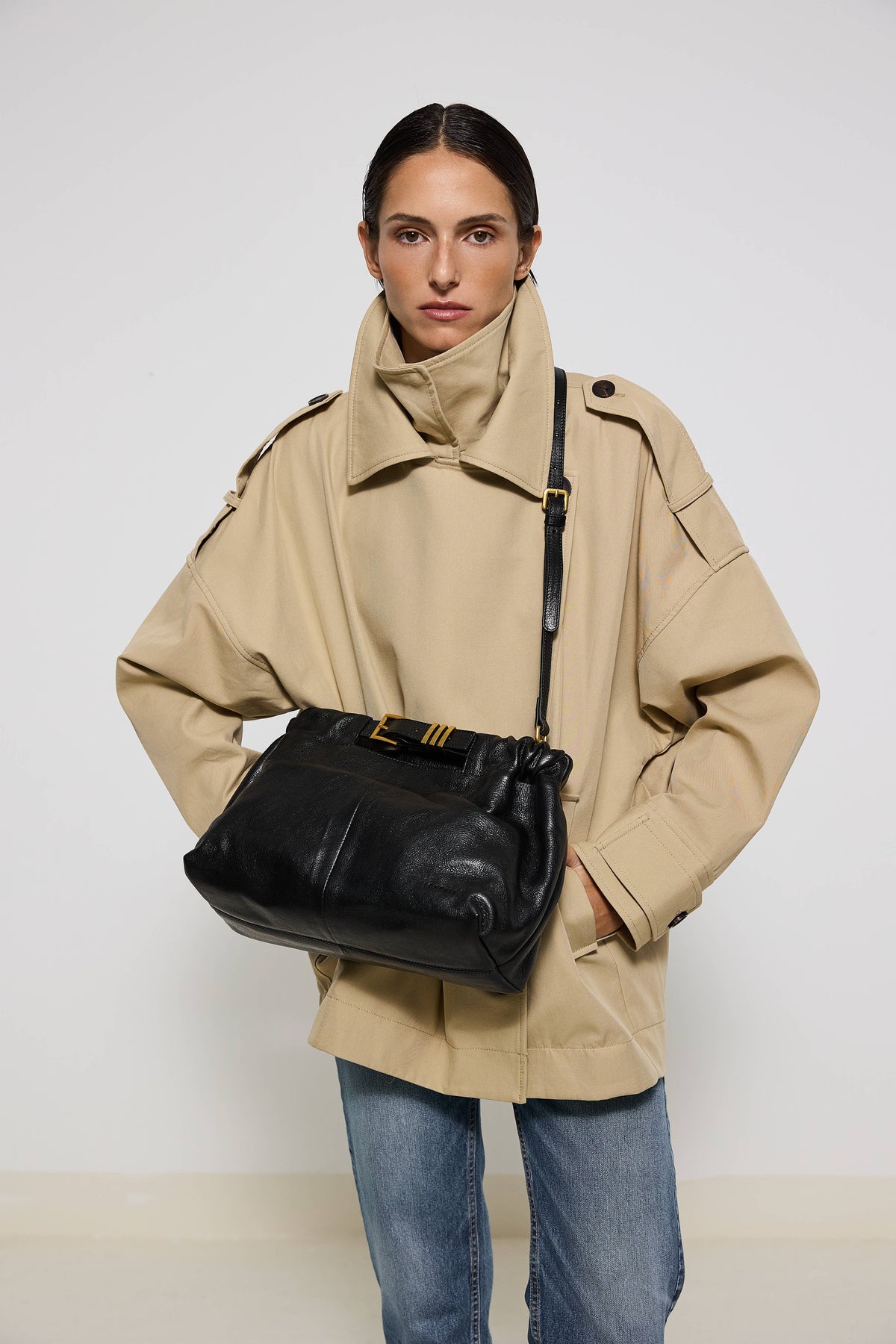Allegra Pouch Black