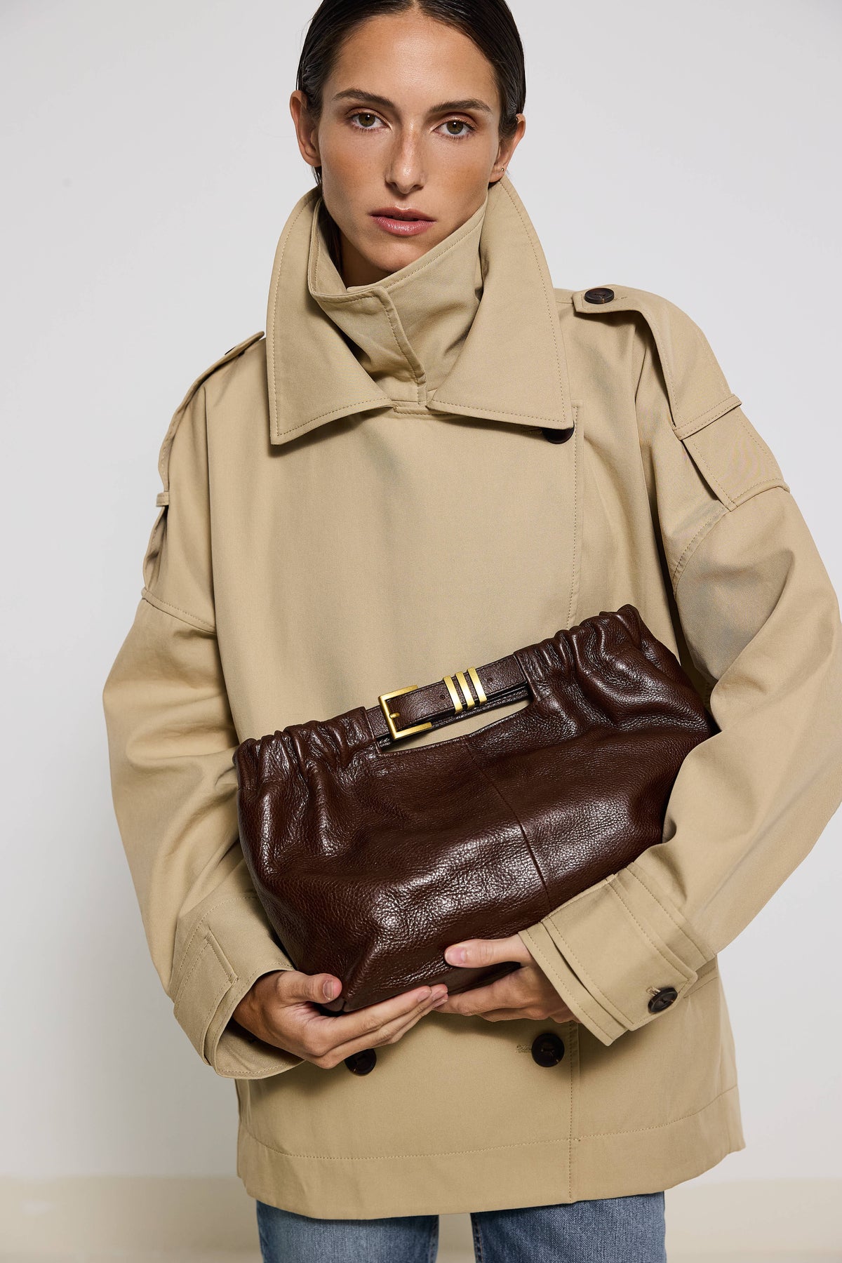 Allegra Pouch in Chestnut Brown